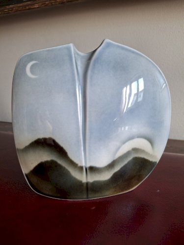 Vase en porcelaine de Virebent