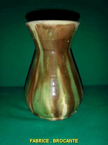 VASE EN TERRE VERNISSEE
