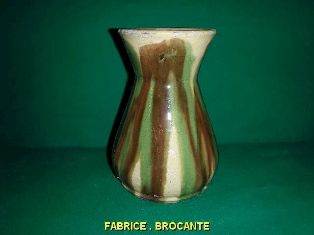 VASE EN TERRE VERNISSEE
