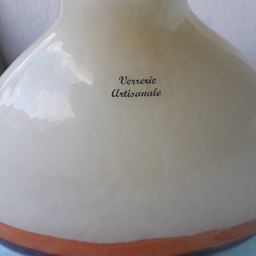 Vase en verre artisanal