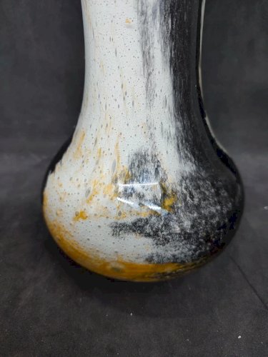 Vase en verre bullé multi couleur dans le gout de murano en bon etat