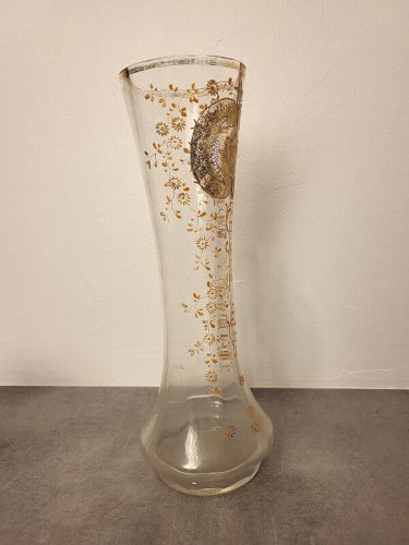 VASE EN VERRE DECOR EMAILLE