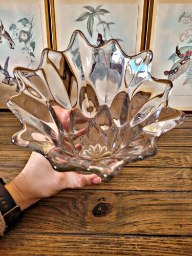 Vase en verre évasé en forme de fleur