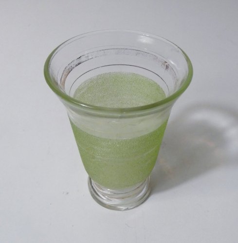 vase en verre granité vert et or Vintage