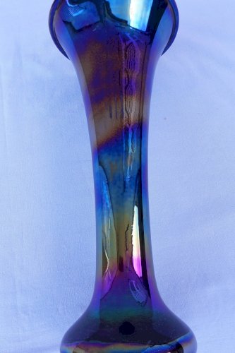 Vase en verre irisé