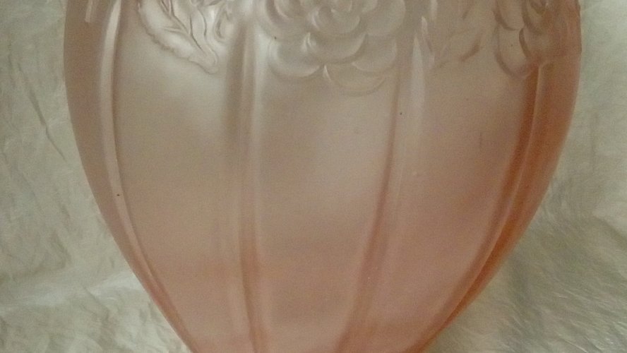 VASE EN VERRE MOULE PRESSE ART DECO GRAND MODELE 31 cm*