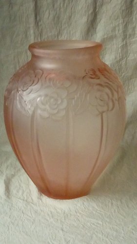VASE EN VERRE MOULE PRESSE ART DECO GRAND MODELE 31 cm*