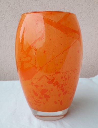 Vase en verre orange