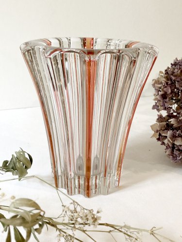 Vase en verre signé Pierre D'Avesn, années 1940