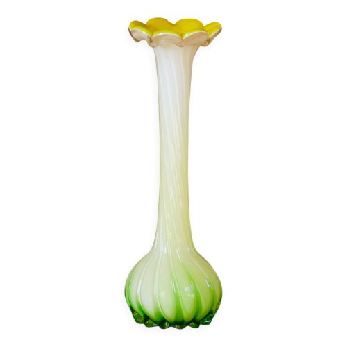 Vase en verre soufflé de Murano en forme de fleur jaune