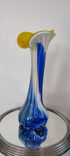 Vase en verre soufflé Murano Calla Lily années 60-70