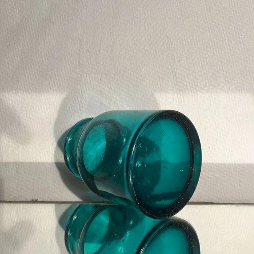 Vase en verre soufflé vintage