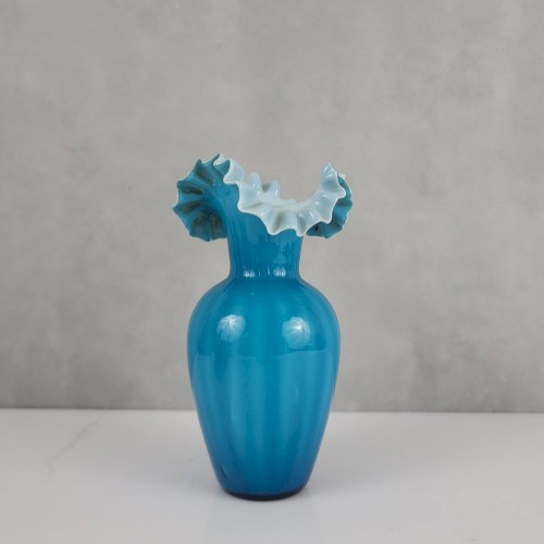 Vase en verre soufflé