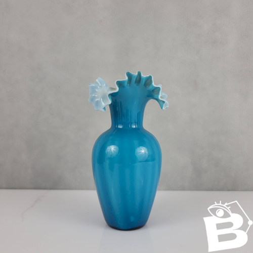 Vase en verre soufflé