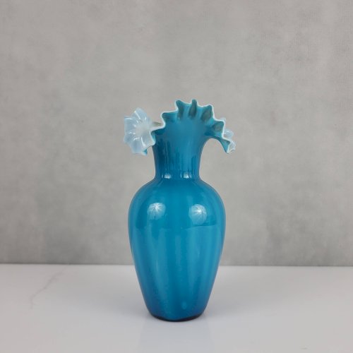Vase en verre soufflé