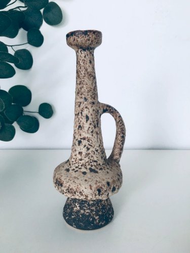Vase fat lava Piet Vest ceramics
