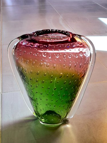 Vase fraise en verre bullé de Murano 1960