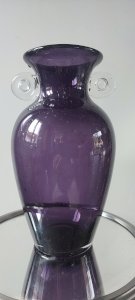 Vintage Italian blown glass art vase