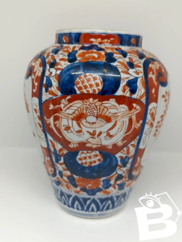 vase japonais imari a decor floral en bon etat