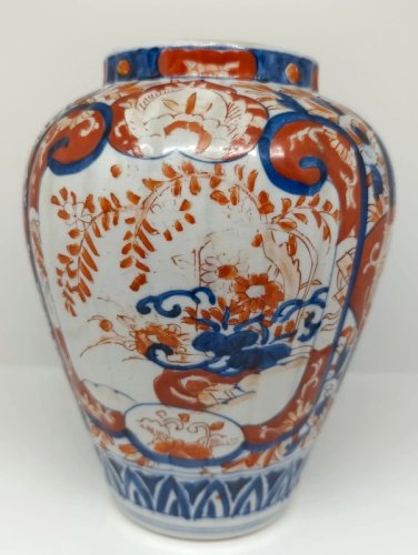 vase japonais imari a decor floral en bon etat