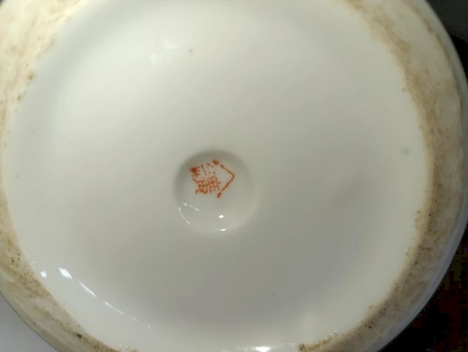 vase japonais satsuma  à decor de paysage en bon etat