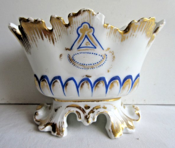 Vase jardinière, porcelaine de Paris bleu et Or fin, insignes franc maçonniques