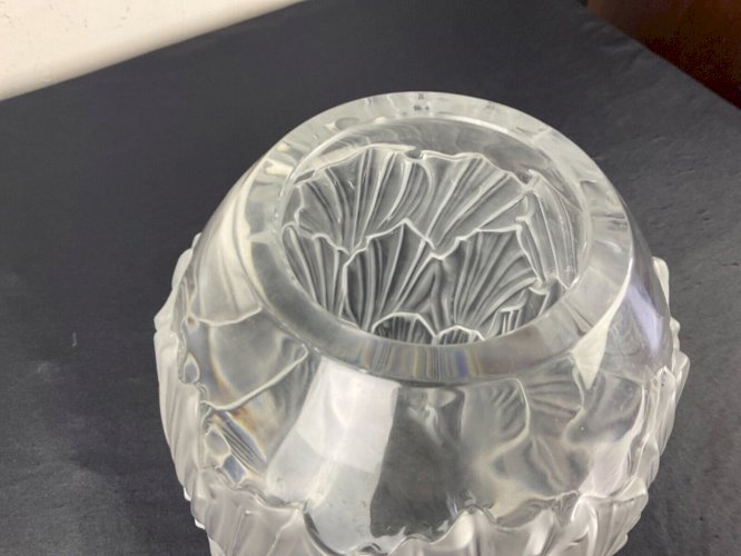 Vase Lalique en verre dépoli modèle sanddrift signée scribe de lalique France