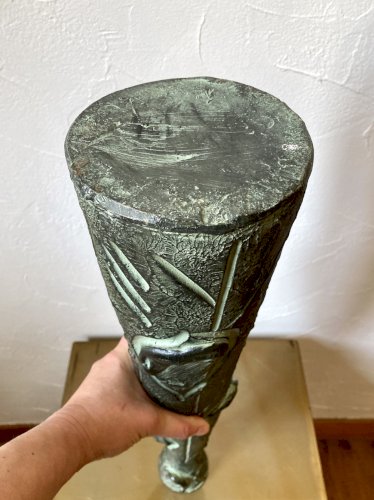 Vase longiligne à décor stylisé brutaliste, dans le goût de Ballesti (Gerona), années 1970