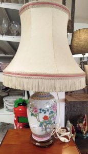 VASE MOUNTED AS A LAMP CANTON CHINA Early 20th Century Asian Wooden Base 9.9MAG 20/03