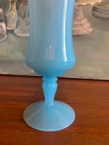 Vase opaline vintage