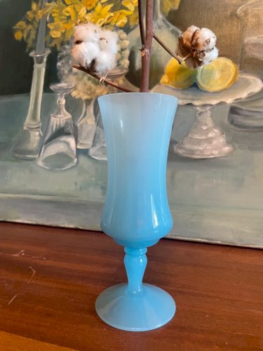 Vase opaline vintage