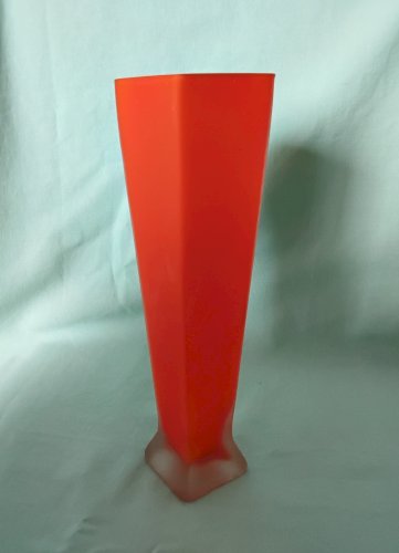 Vase orange en verre 