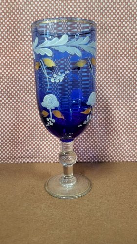 VASE OU GRAND VERRE BLEU DECOR DORE