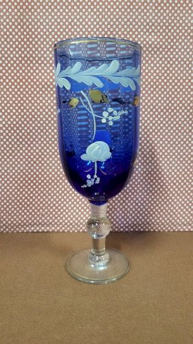 VASE OU GRAND VERRE BLEU DECOR DORE