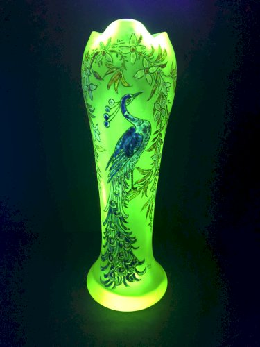 Vase ouraline paon LEGRAS