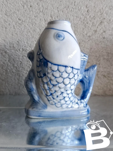 vase poisson en porcelaine asiatique? en bon etat