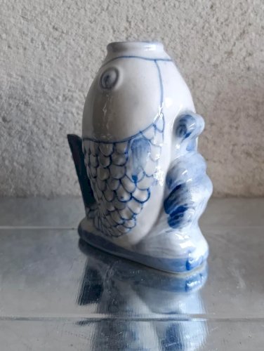 vase poisson en porcelaine asiatique? en bon etat