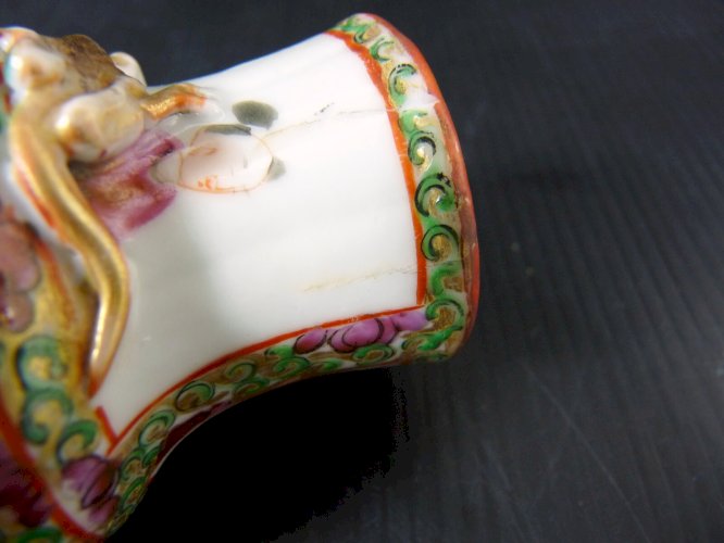 Vase porcelaine Canton Chine Famille Rose décor émaillé SCENE DE PALAIS XIX° 