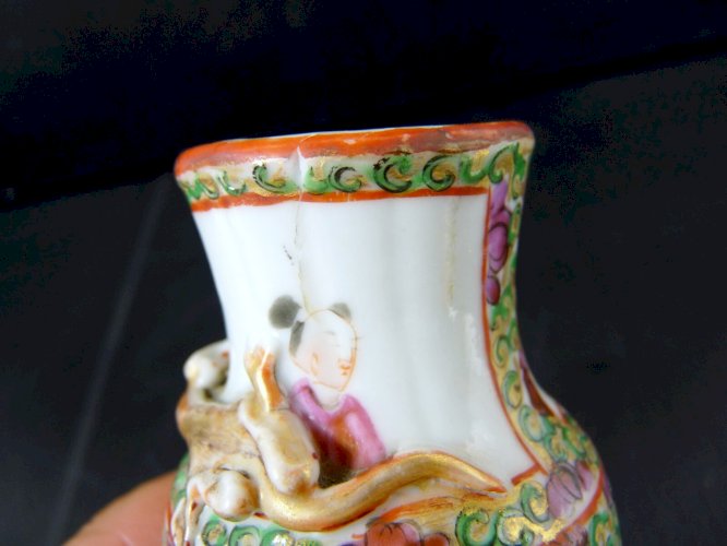 Vase porcelaine Canton Chine Famille Rose décor émaillé SCENE DE PALAIS XIX° 