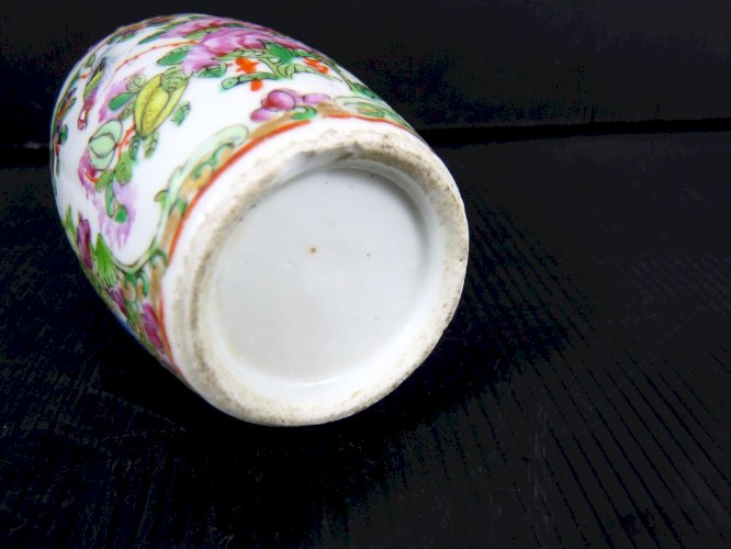 Vase porcelaine Canton Chine Famille Rose décor émaillé SCENE DE PALAIS XIX° 