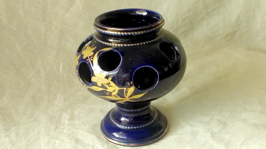 VASE POT A CROCUS EN FAIENCE 10 TROUS ST UZE BLEU DE FOUR DECOR EMAILLE**