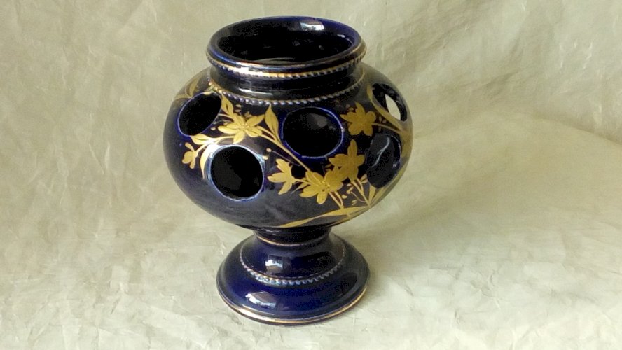 VASE POT A CROCUS EN FAIENCE 10 TROUS ST UZE BLEU DE FOUR DECOR EMAILLE**