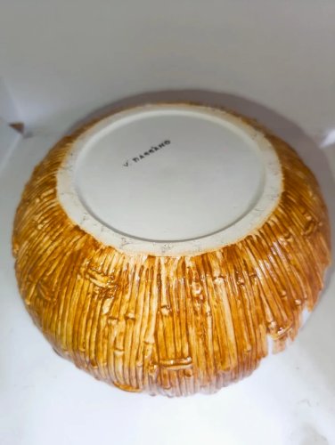 vase/ pot en ceramique signé Bassano en bon etat