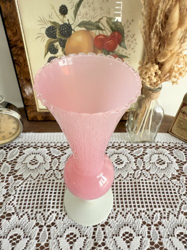 Vase Rose en Opaline