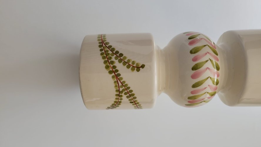 Vase rouleau décoration vintage en faïence bretonne fait main signé youen