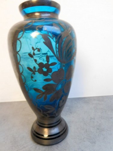 VASE SAINT GRAAL EN VERRE BLEU DEOCR D'ARGENT N°1