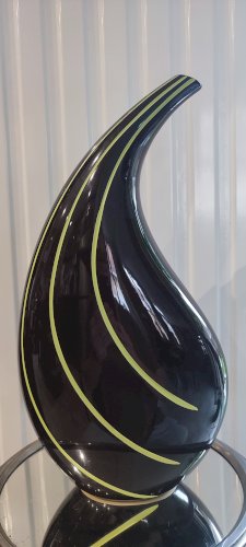 Vase sculptural en céramique  ligne moderniste  pièce design