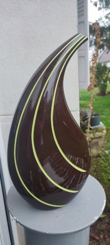 Vase sculptural en céramique  ligne moderniste  pièce design