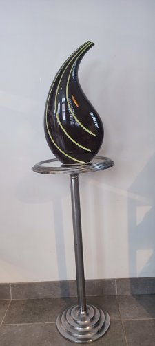 Vase sculptural en céramique  ligne moderniste  pièce design