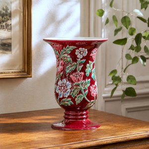 Vase signé CAB Céramique dArt de Bordeaux en barbotine fleuri